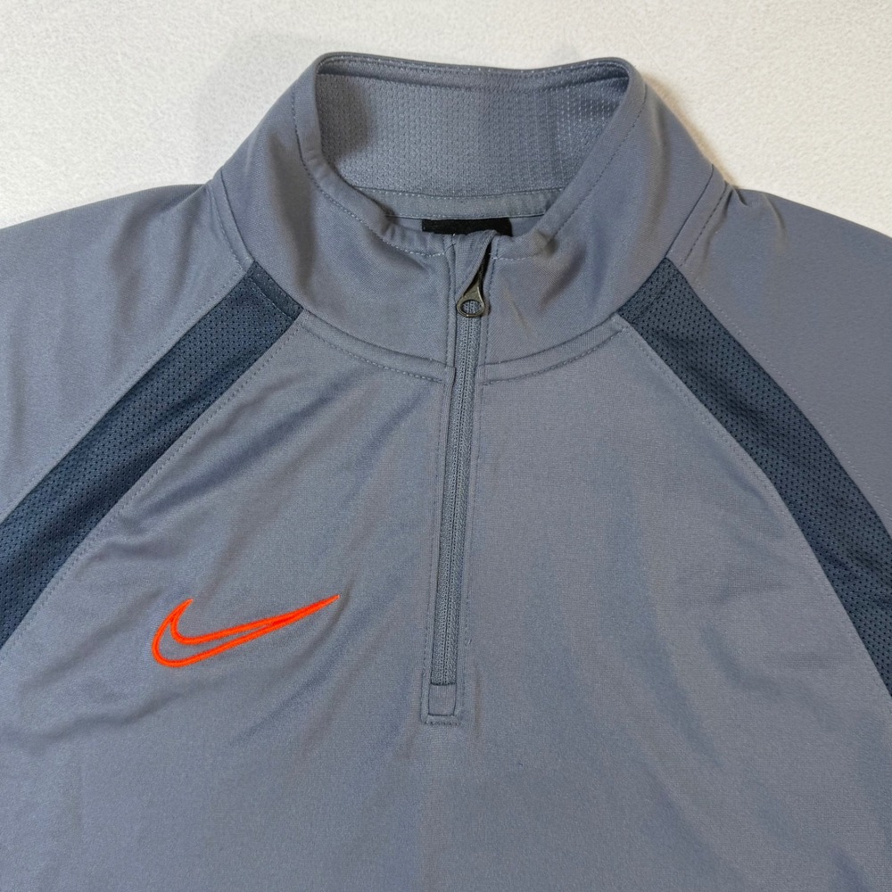 Nike 1/4 Zip Dri-Fit Mens Medium Long Sleeve Pullover Athletic Shirt